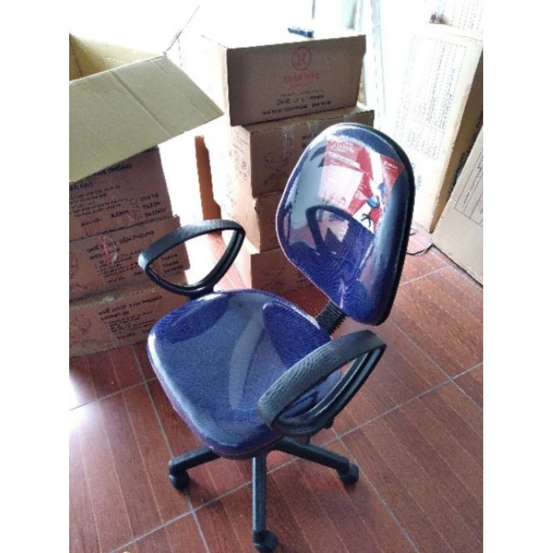 Ghế làm việc Xuân Hòa GX-888 màu xanh dương, có đệm lưới, tay vịn và chân xoay