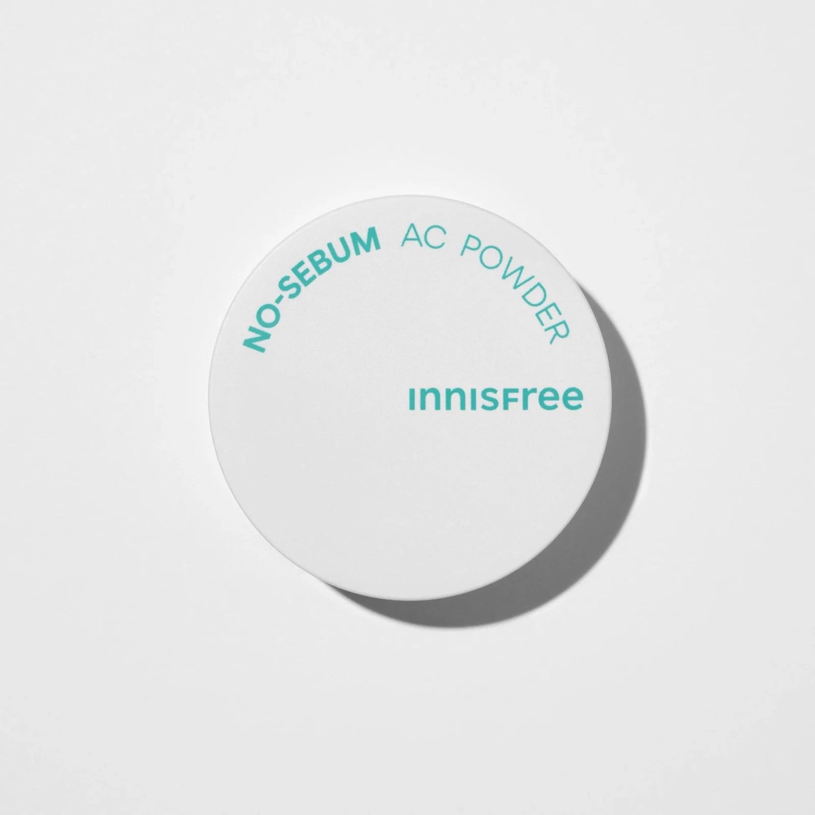 Sản phẩm phấn phủ kiềm dầu Innisfree No-Sebum AC Powder, sản phẩm làm mờ lỗ chân lông và kiểm soát dầu nhờn cho làn da sáng mịn suốt ngày dài.