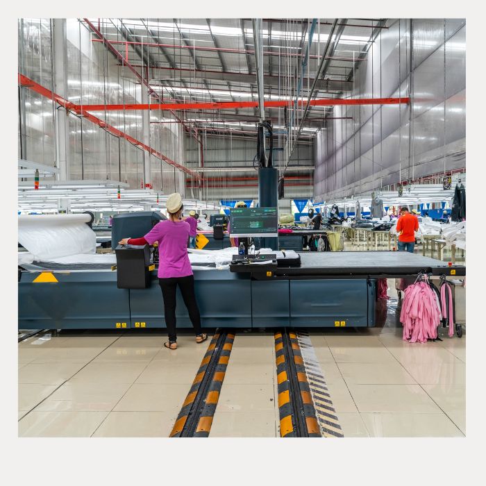manufacturing-and-sustainable-fashion-in-a-uk-clothing-factory-1